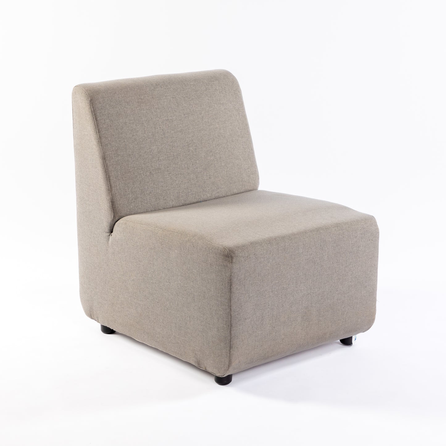 LOUNGE CHAIR GRAY FABRIC